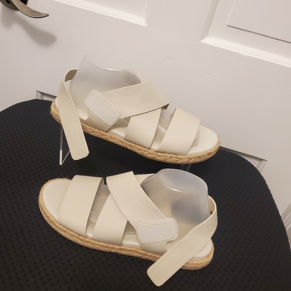VINCE Tenison Espadrille Sandstone In Color Leather Sandals Size 10M, Stylish - Picture 7 of 11